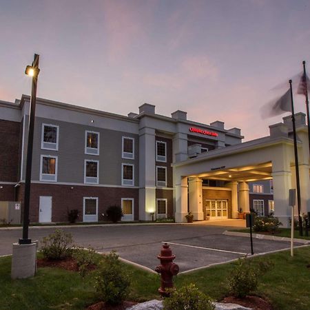 Hampton Inn & Suites Berkshires-Lenox Exterior photo