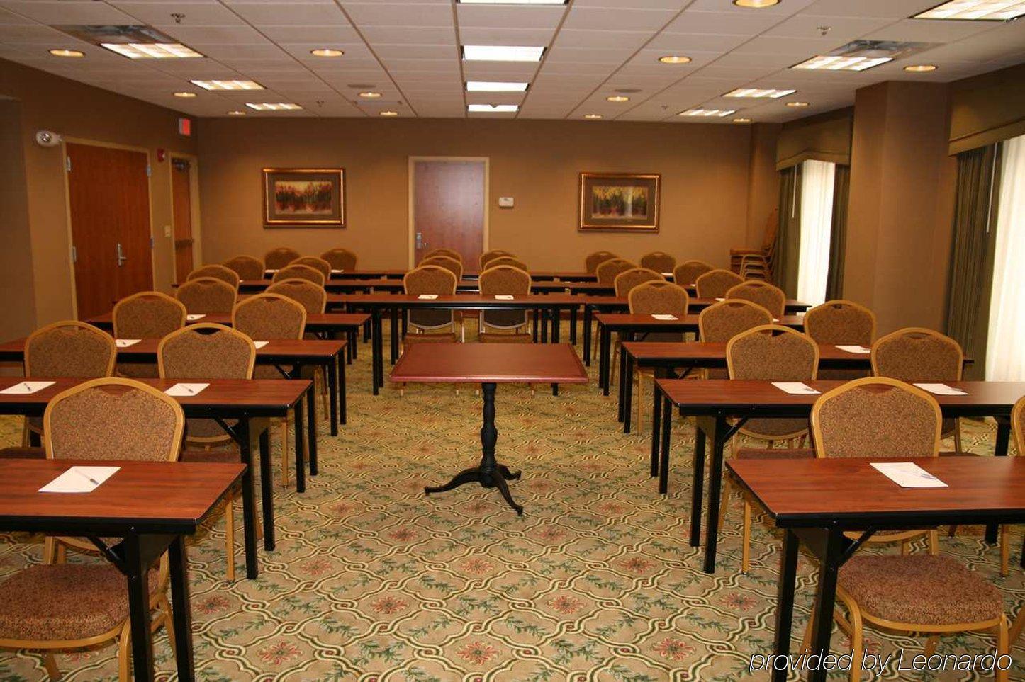 Hampton Inn & Suites Berkshires-Lenox Facilities photo